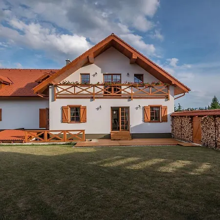 Zvonica Vila Nová Lesná